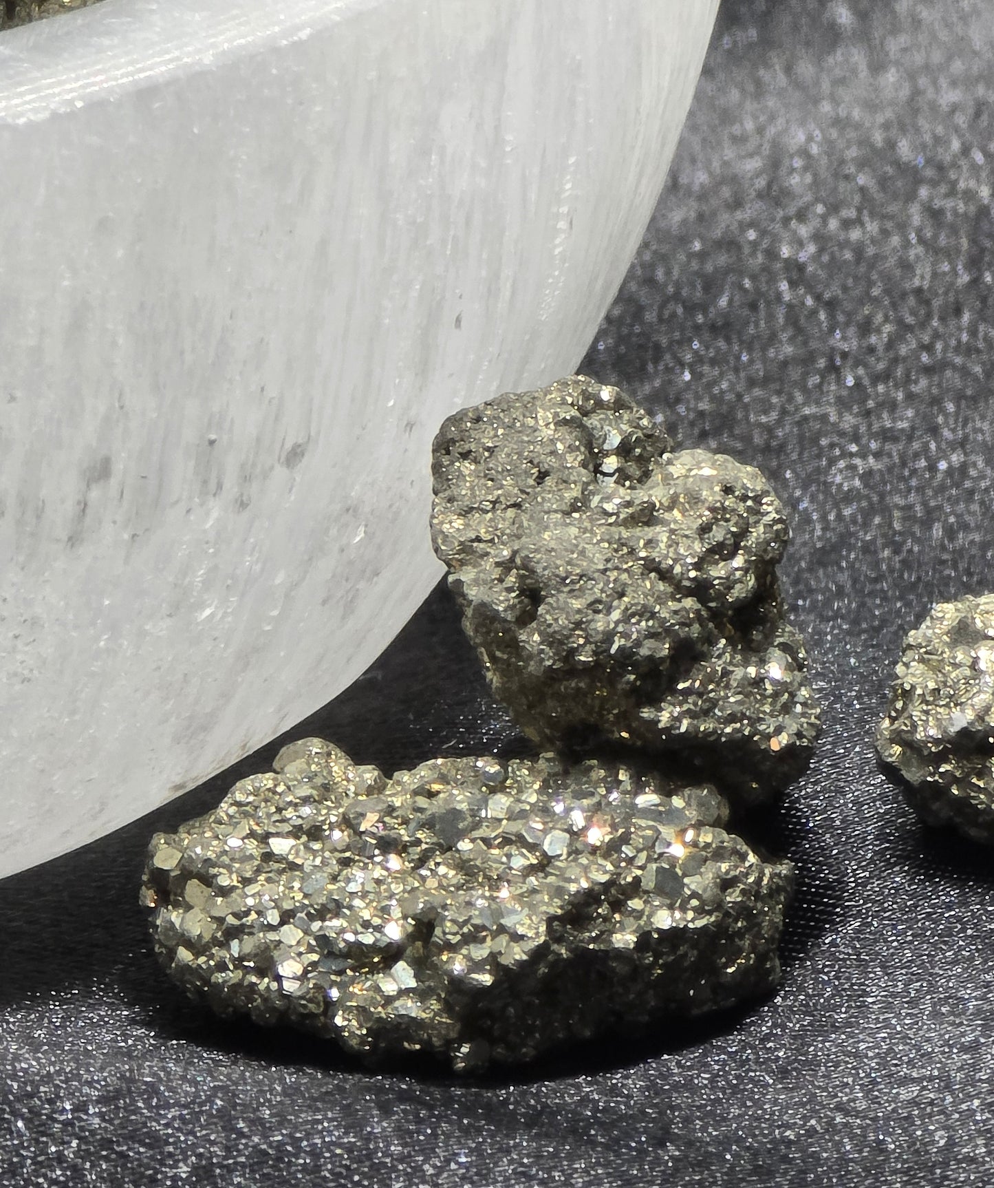 PYRITE SPECIMEN (SMALL)